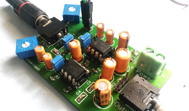 lm386 audio amplifier circuit.png