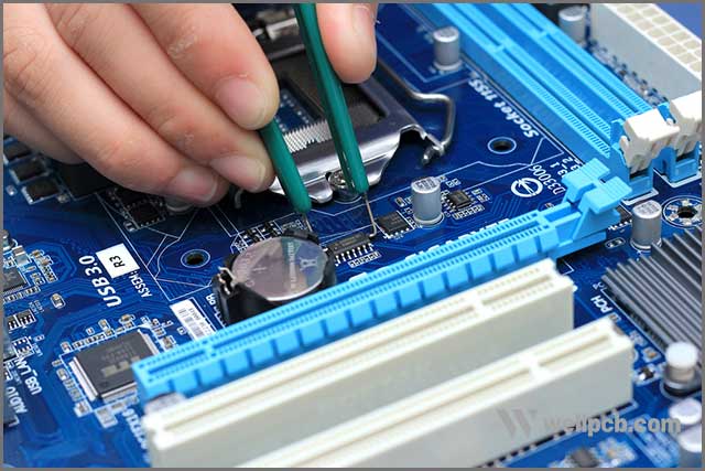 DIP technology in printed circuit board assembly.jpg
