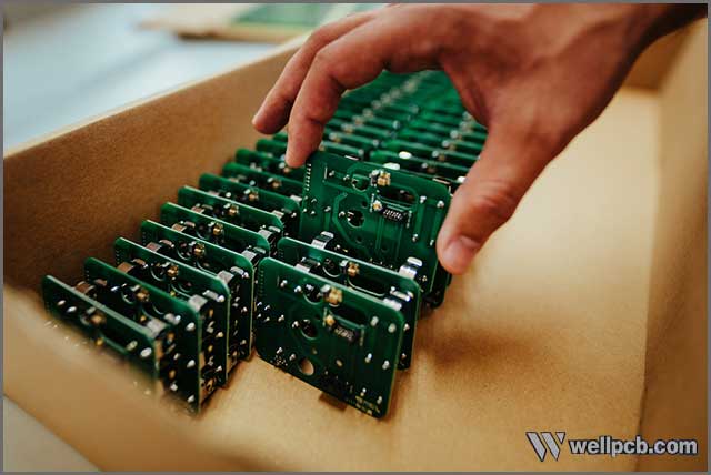 PCB assembly cost.jpg