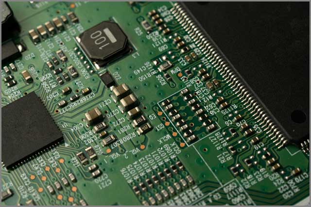 PCB assembly services.jpg