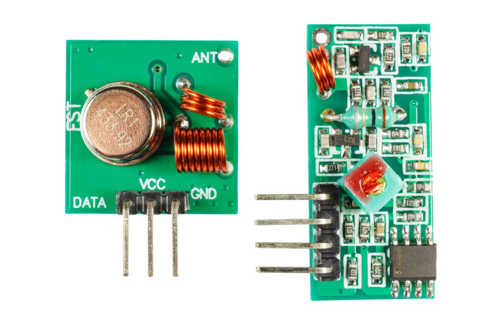 Receiver and Transmitter on circuit board