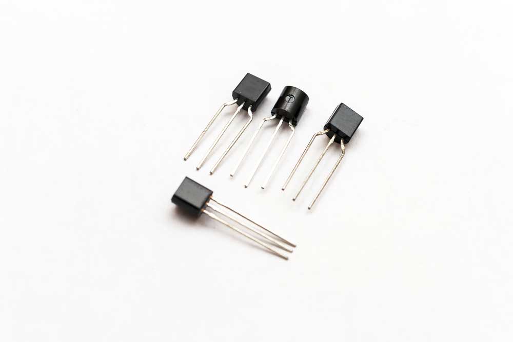  Examples of NPN transistors 