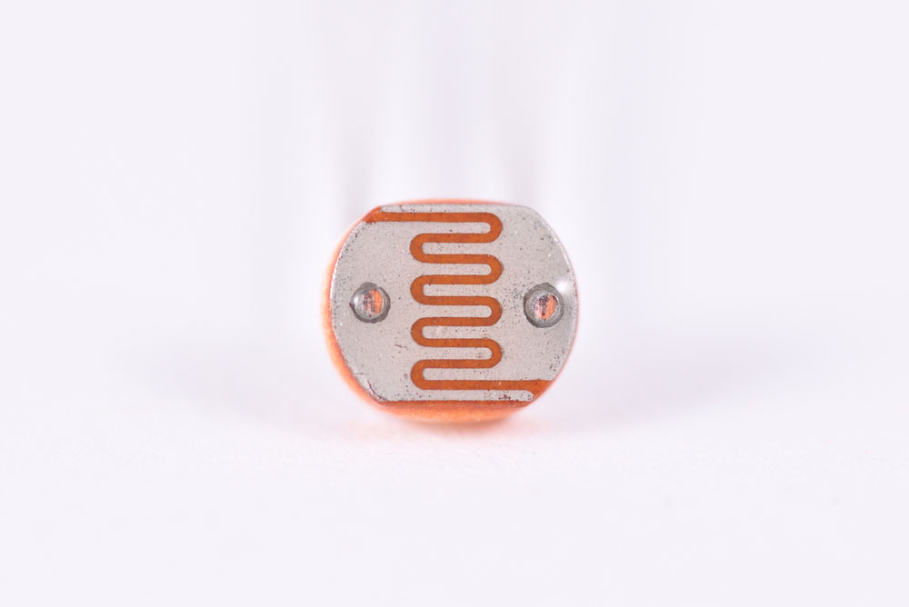 a photoresistor showing the transparent coating