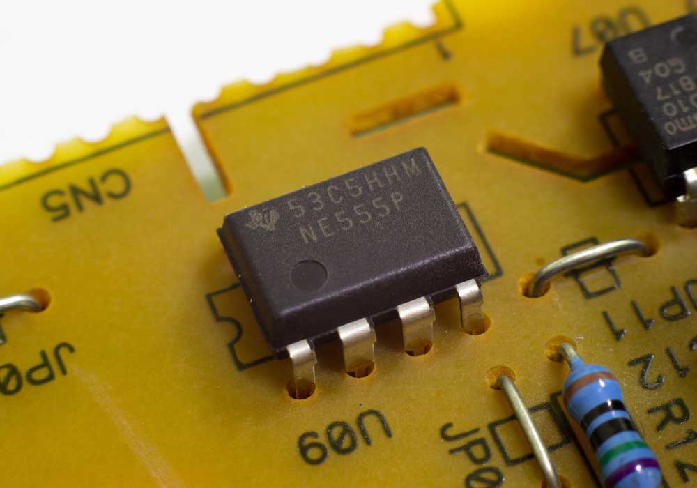  A 555 timer IC 